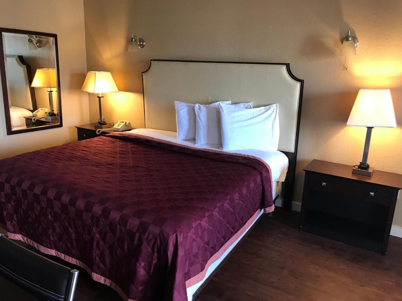 Lone Star Inn & Suites Killeen Zewnętrze zdjęcie